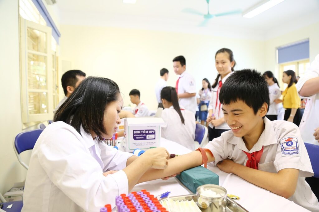 幼児のアトピーの血液検査はいつ受けるべき？