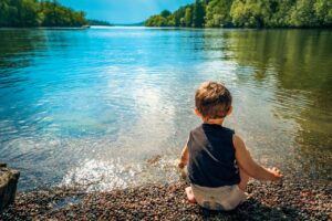 幼児のアトピー治療法における水の真実とは？
